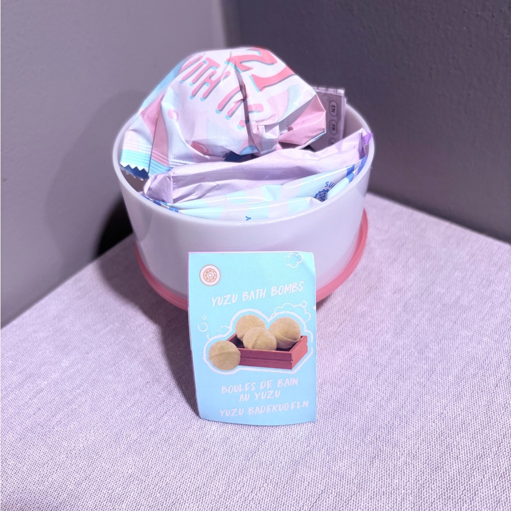 Miniverse Spa - Yuzu Bath Bomb